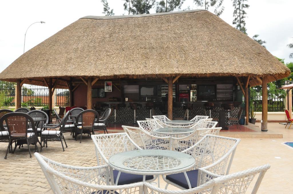 Great Seasons Hotel Kigali Exterior foto