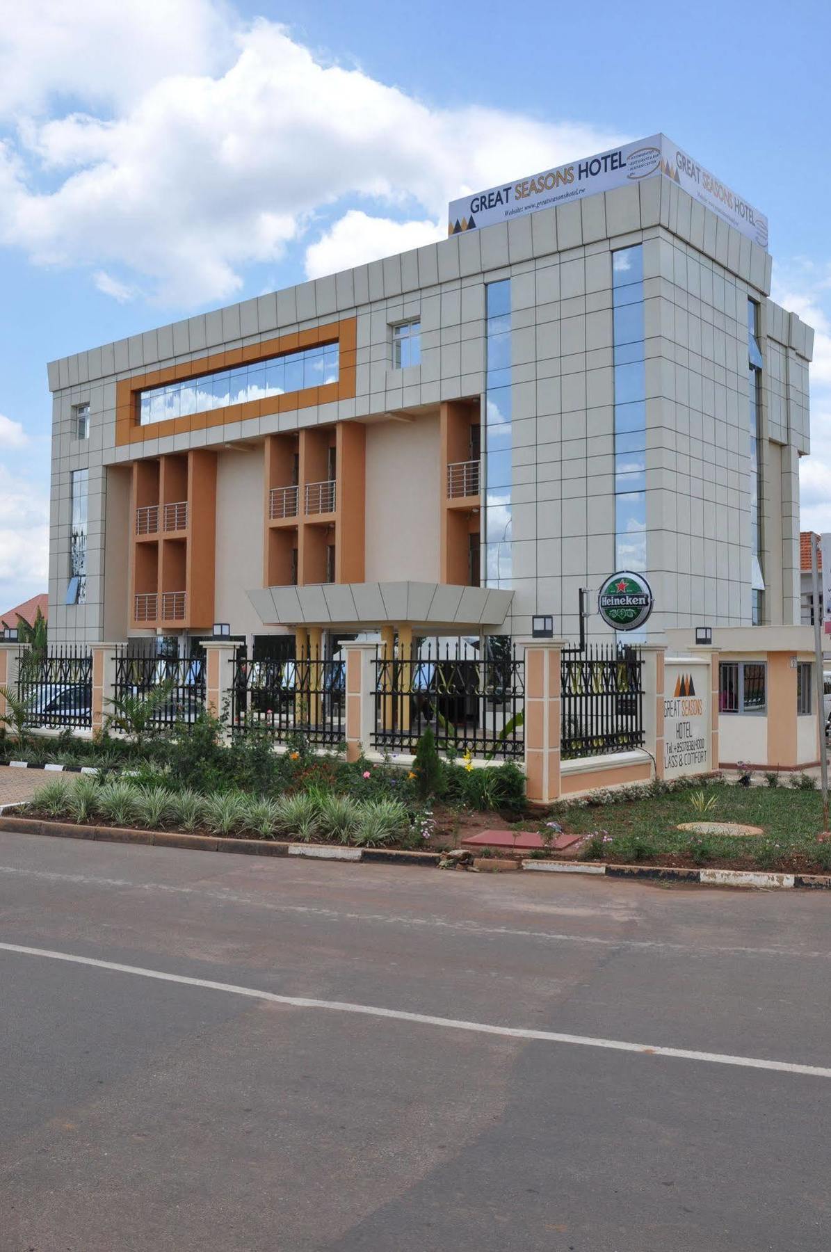 Great Seasons Hotel Kigali Exterior foto